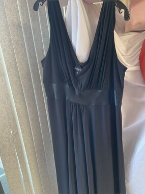 Jones New York Elegant Black Maxi Dress